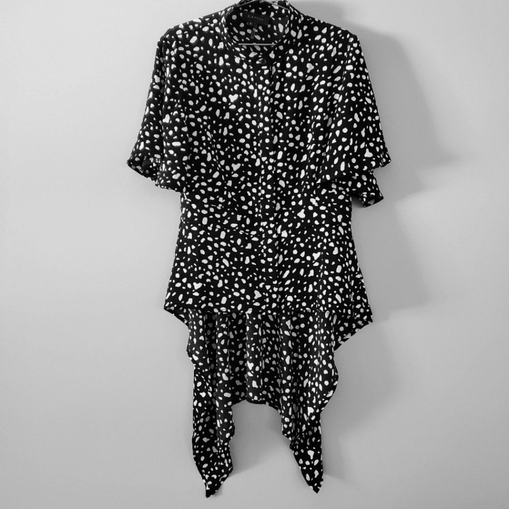 Gracia Black and White Animal Print Button-down Fishtail Peplum Top Size S